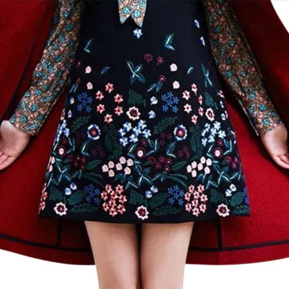 ZARA — Floral Embroidered Skirt - Picture 2 of 6